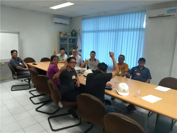 印尼冷庫施工期前會(huì )議室技術(shù)交流